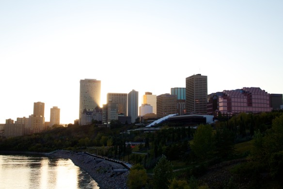 Edmonton-Skyline-at-Sunset